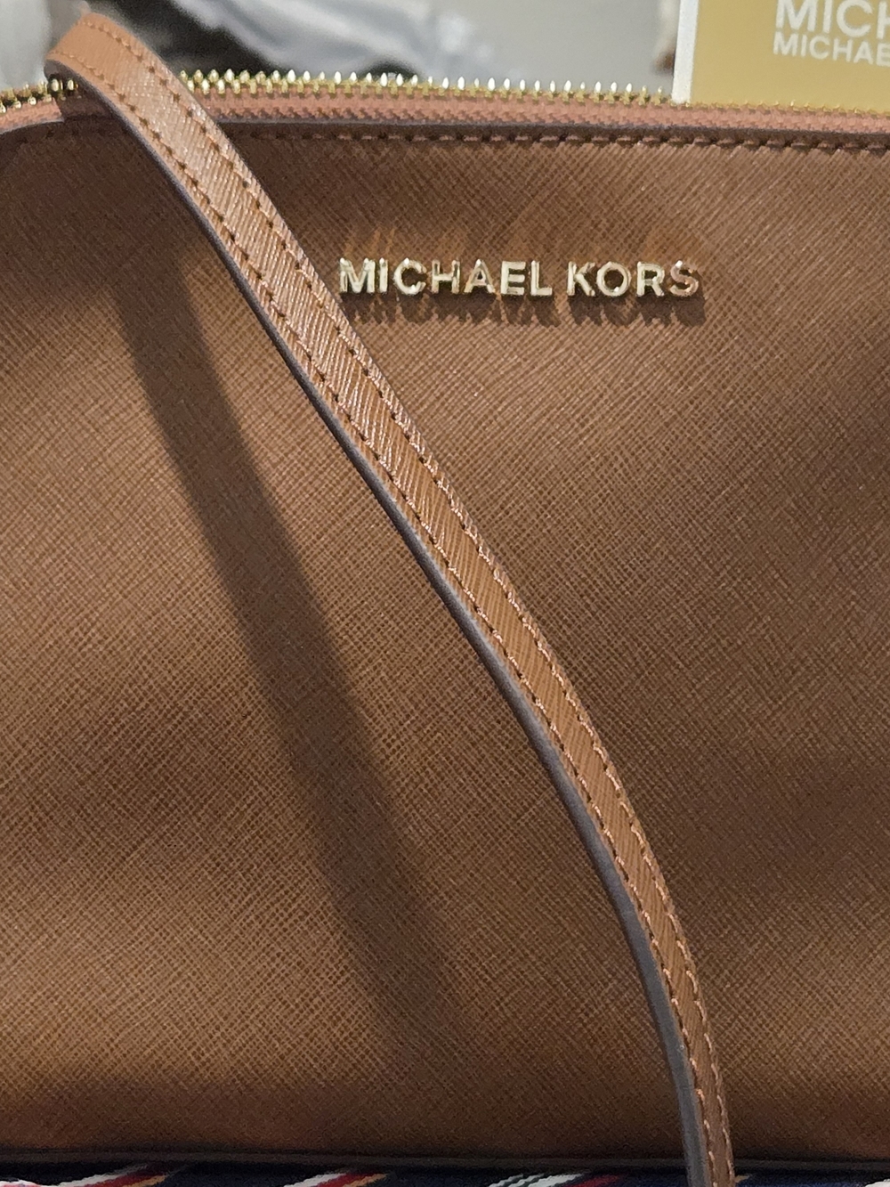 MICHAEL KORS Cindy Dome Crossbody | Luggage Saffiano | Gold Hardware